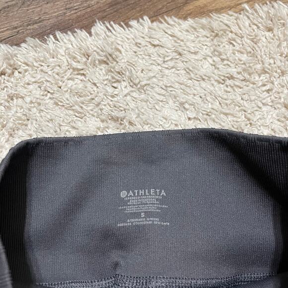 Athleta Gray Laser Cut Ribbed Seamless High Rise Trophy 7/8 Coolmax Leggings - Picture 6 of 6